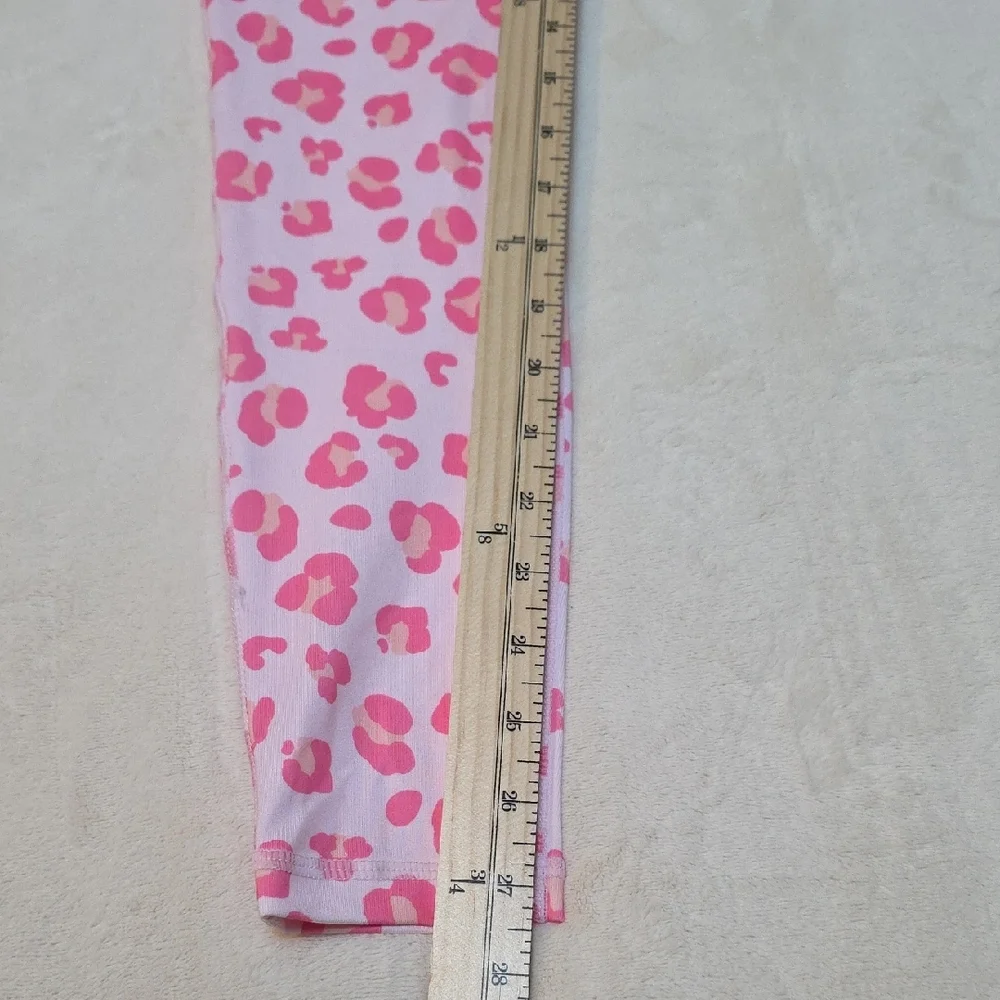 NEW Belk Cabana By Crown & Ivy Pink Animal Print‎ Kids Leggings